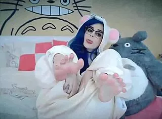 beautiful webcam feet joi toes fingering toys jerk off instructions cute fetish