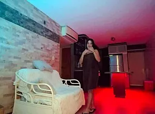 mi cuñadita y yo 😍 nos corremos rico juntos 🔥