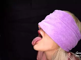 I tricked my stepmom into the taste game and blasted unexpected cum mouthful in her mouth