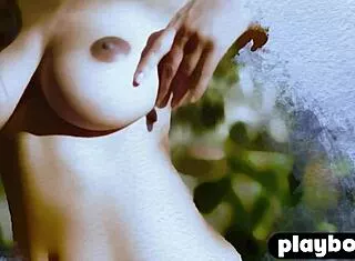 huge natural tits black milf brookliyn poses hot