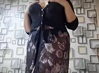 i play passionate with my natural big tits lover
