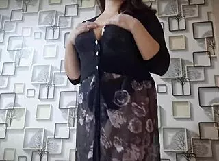 i play passionate with my natural big tits lover