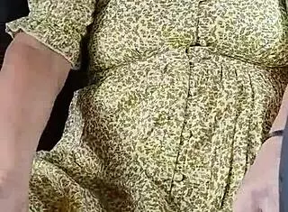 omg my dirty slut wanks hard in car...