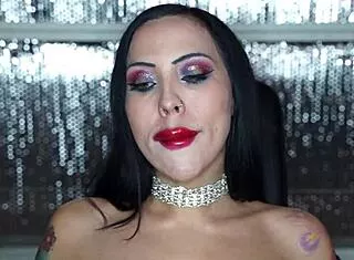 4th Of July Bimbo Smokes Lipstick Before Massive Facial
