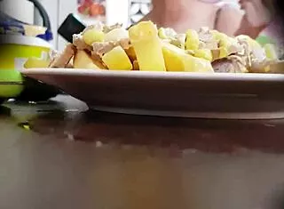 upskirt on cute mexican stepsis friend's miniskirt visit? 😏👗