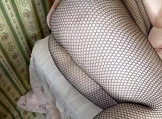 milf wife feels creampie flood breed her deep