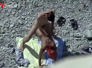 Curvy Milf Voyeur Beach Head And Rear Action Publicly