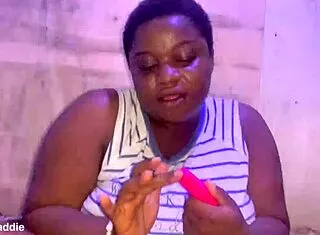 Ghetto Chick Fingers Pussy Horny Black Solo Tease