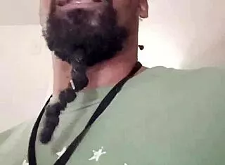 hey nerd want my uncensored cum letter straight from olshhcool