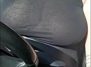 Stepmom's First Day as App Driver Sparks Curiosity