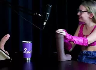 18yo Tease Shows Virgin Pussy Boobs in First Blowjob Demo