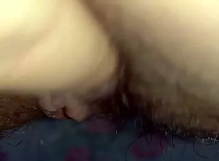 Whoa, watch this fat girl's big clit pulse hard! 💦