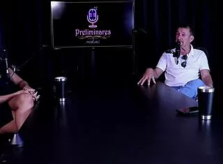 Carlos urach enters porn via daughter andressa urach farmer admires her pol�micas sheer red