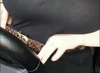 Stepmom's First Day as App Driver Sparks Curiosity