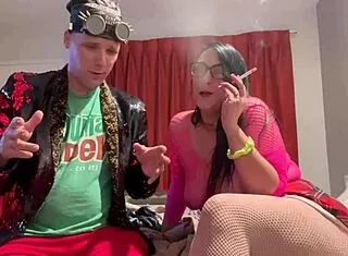 yo mchenry, this milf's deepthroating your small cock on the sex machine!