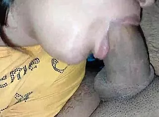 solo con mi hermanastra ella me mama rico 😍🍆💦