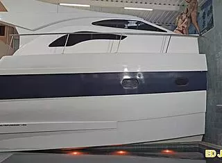 Fudendo Loirinha Bareback on Yacht Full Red Sheer