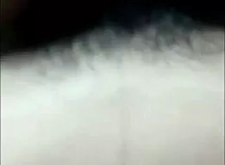 tante sange masturbates while suami works sawah