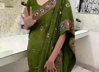 Indian Desi Stepmom Fucks Stepson Hard Kitchen Dirty Audio