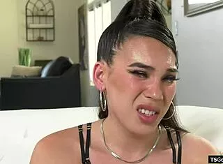 asian shemale sugarbaby licks daddy feet bareback ass for total domination