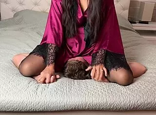damn, her rough asian facesit slaps my face with panty gag