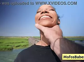 sexy ebony rubs clit flashing big natural boobs in car!