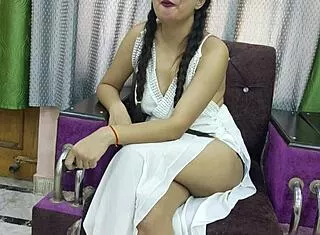 Step siblings share dirty hindi memories in rough fuck