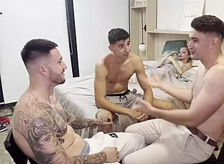 Clarii Quinn craves Bud brothers' anal DP gangbang