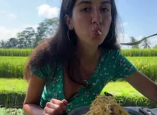 i walk public cafe cumfaced eating sperm pasta 😋💦