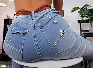 Puffy Nipple Latina Twerks Cameltoe in Tight Jeans Heels