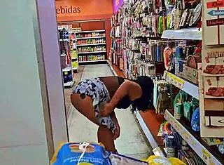 Venezuelan Hotwife Flashes Big Ass Supermarket Cuckold Medellin