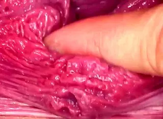 Hot shaved slut fingers wet pussy squirting hardcore homemade 😈