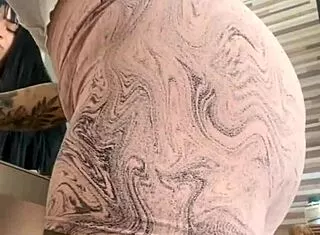 big pussy friend helps with lunch flashing ass 🍑😜