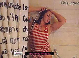 wet latina prima safada showers her brazilian curves slow!