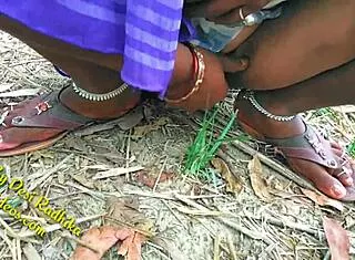 me n my girl fuckin wild outdoors in indian jungle... so hot