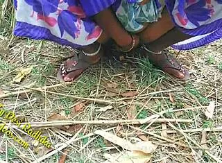 me n my girl fuckin wild outdoors in indian jungle... so hot