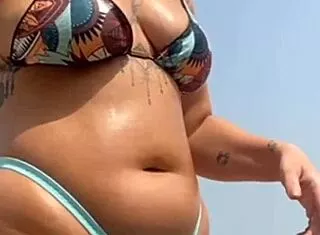 found this muscled guy at beach... he rubbed lotion on my swollen pussy lips 😏🏖️