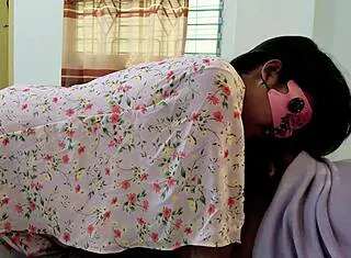 Big Dick Bedroom Pounding For Desi Housewife