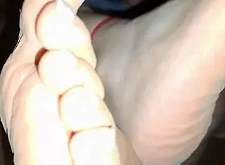 omg im so horny out camping... bend me over n fuck me dirty on dirt!!