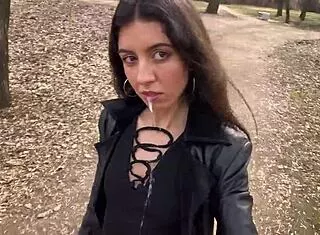 i walked park with dripping cum on face from public blowjob 💦😈