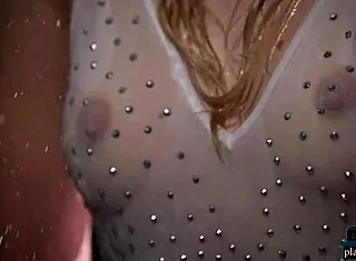 Petite big ass blonde milf Kenna James solo striptease