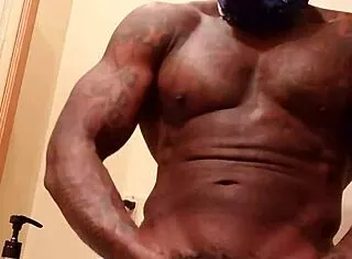 Muscular BBC Bodybuilder Dominates Slut in Humiliating Worship Session