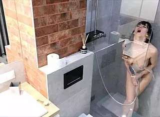 hey, two real orgasms in the shower before bed 😊