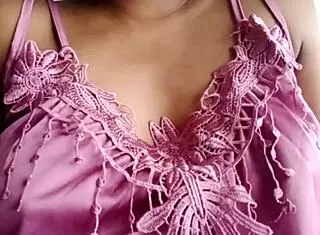 indian 18+ teen you need cock while alone at home right? 😏🏠🍆