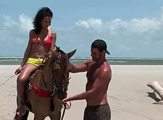 Black mom joins beach threesome for wild anal pounding and gaping pussy play