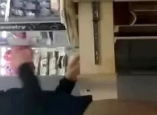 Hidden Cam Catches Young Sexy Ass Shaking