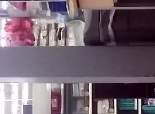 Hidden Cam Catches Young Sexy Ass Shaking