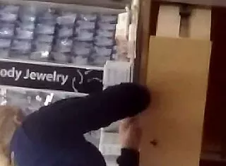 Hidden Cam Catches Young Sexy Ass Shaking