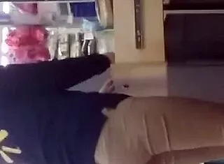 Hidden Cam Catches Young Sexy Ass Shaking