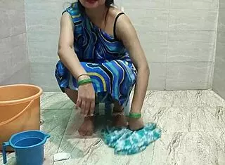 Stepmom Begs Stepsons Cock While Cleaning Clothes!